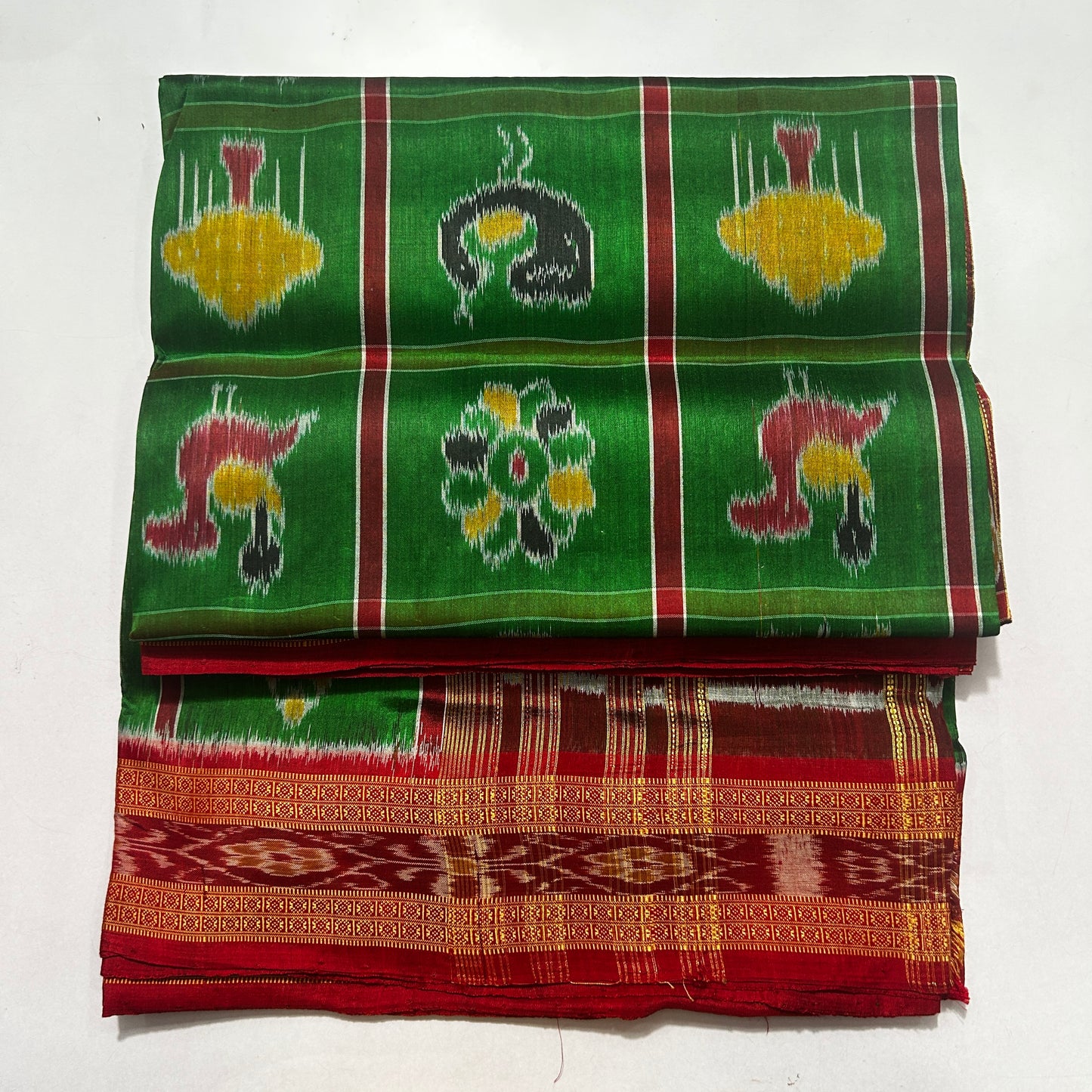 Buy Odisha handloom pure Khandua Nabakothi silk saree for women from Nuapatna weavers