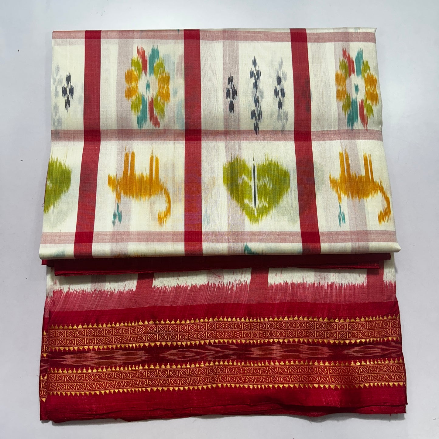 Odisha Handloom Nuapatna Nabakothi Khandua Silk Saree | Best Price