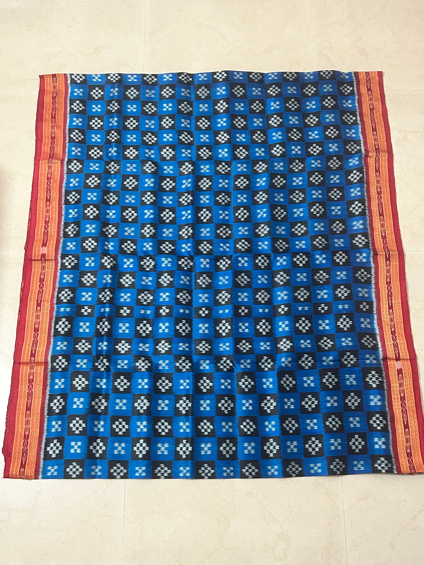 Buy World Famous Indian Ikkat Silk Saree from Khandua handloom village of Odisha