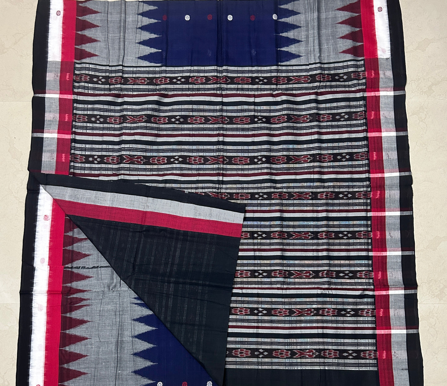 Pure Cotton handloom Odisha Sambalpuri Saree with traditional design and patterns