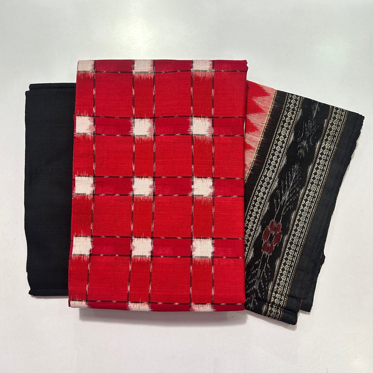 Shop bargarh handloom bandha pasapalli cotton dress set from Odisha