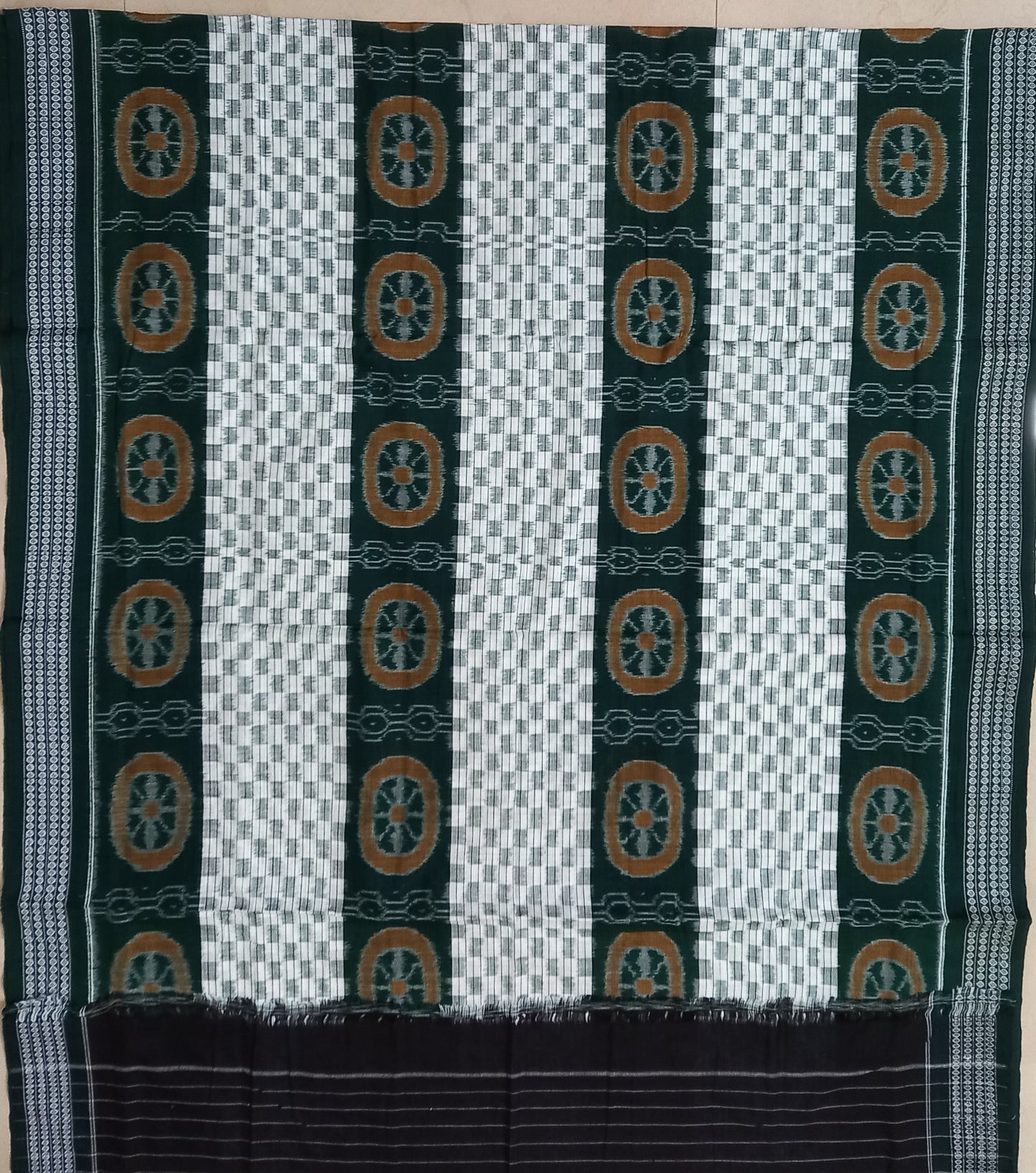 Odisha handloom White with Red Ethnic wear Bomkai cotton saree | Bomkai cotton Sarees