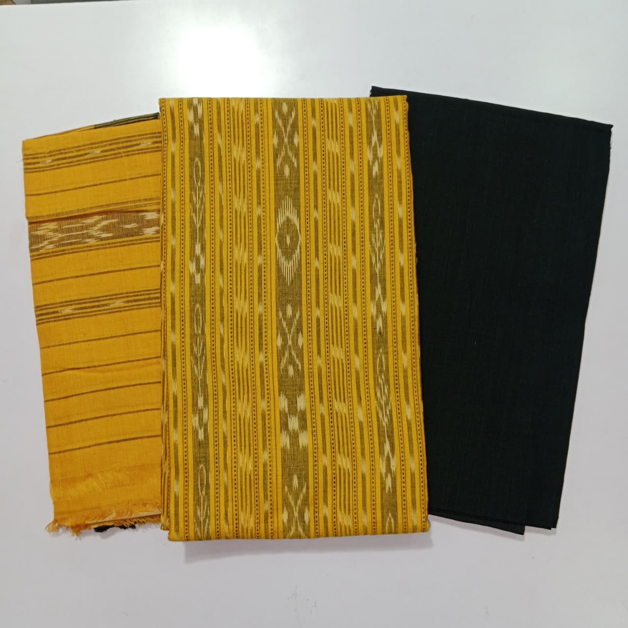 Odisha Handloom Red with Black Sambalpuri Unstitched Dress Material Set