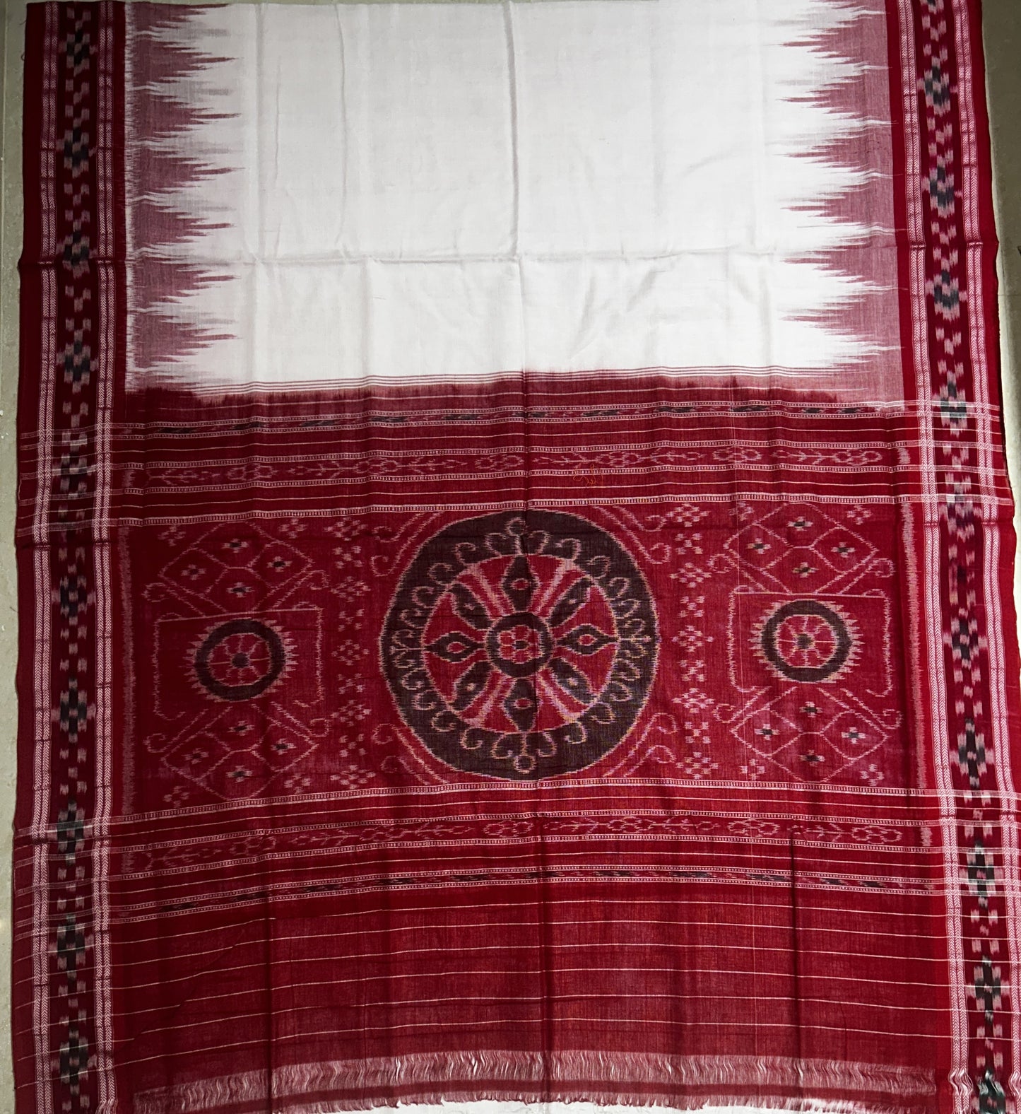Odisha Handloom Pure Cotton Maniabandha Plain Body Pasapalli Border Saree