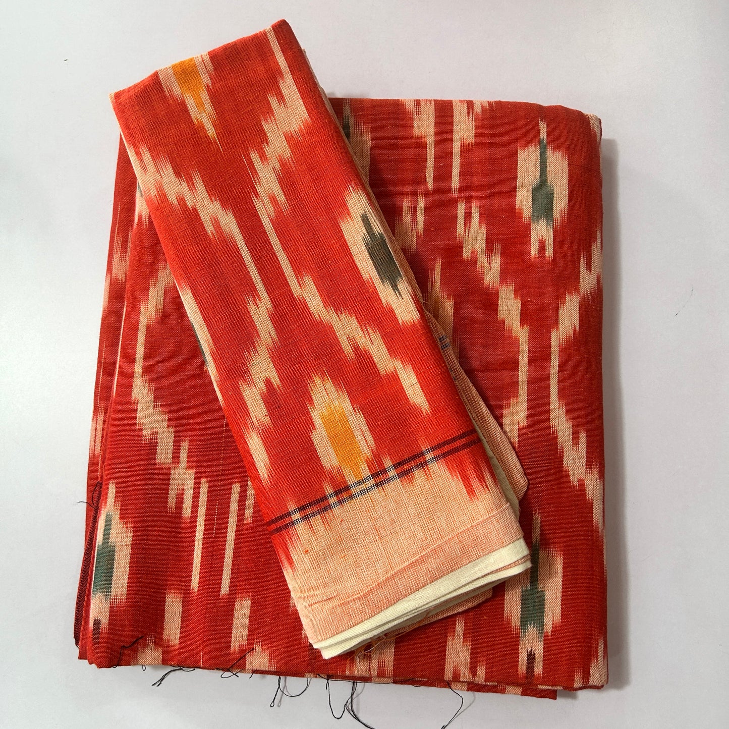 Odisha Pochampally handloom design Pure Cotton Double Bedsheet with Pillows