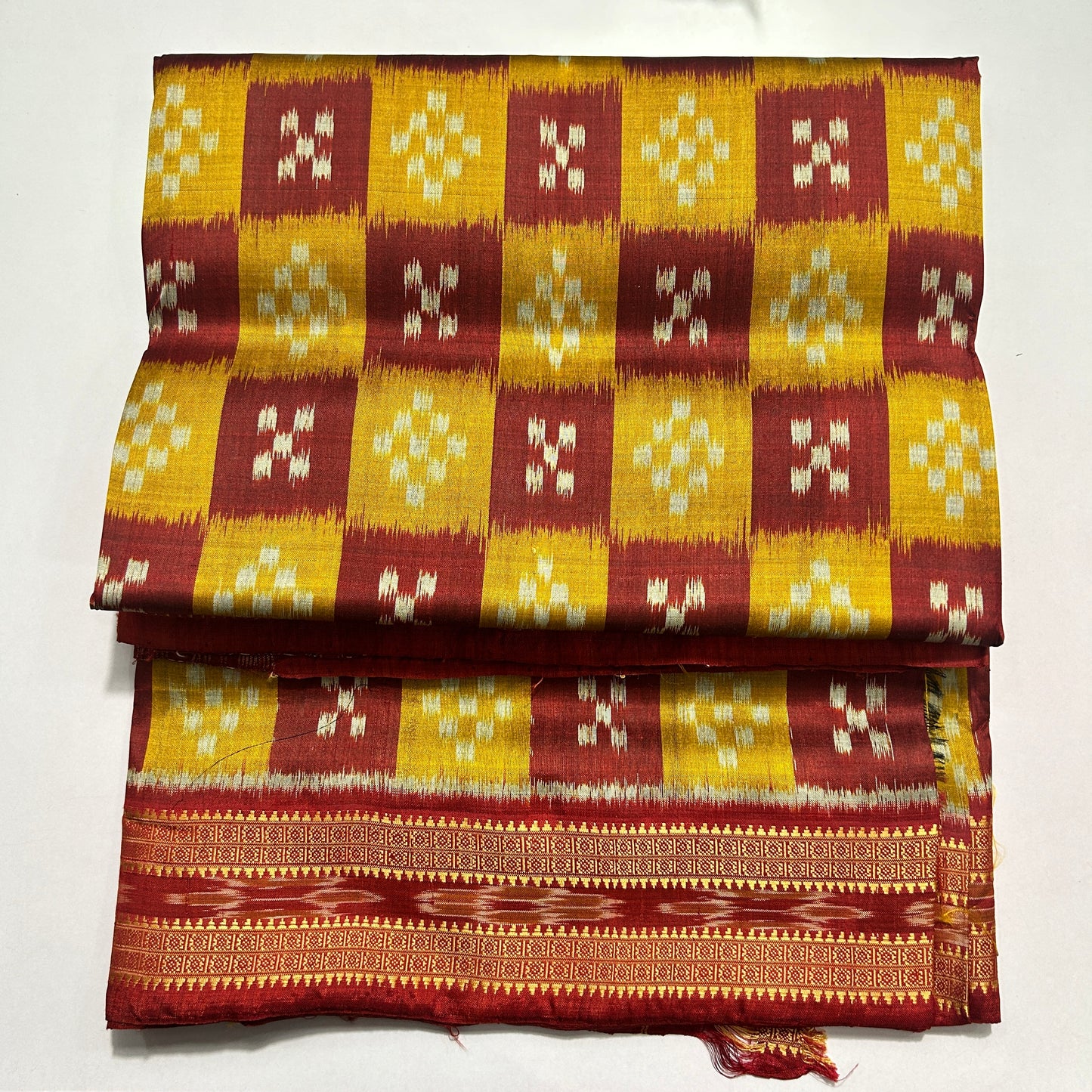 Buy Indian best quality ikat khandua odisha handloom silk saree from nuapatna weaver