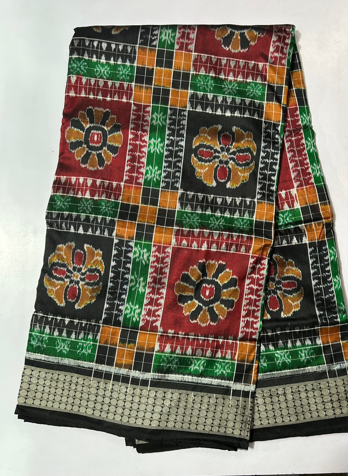 Odisha handloom Famous Ikat Special Sambalpuri Design Bomkai Silk Saree from Sonepur