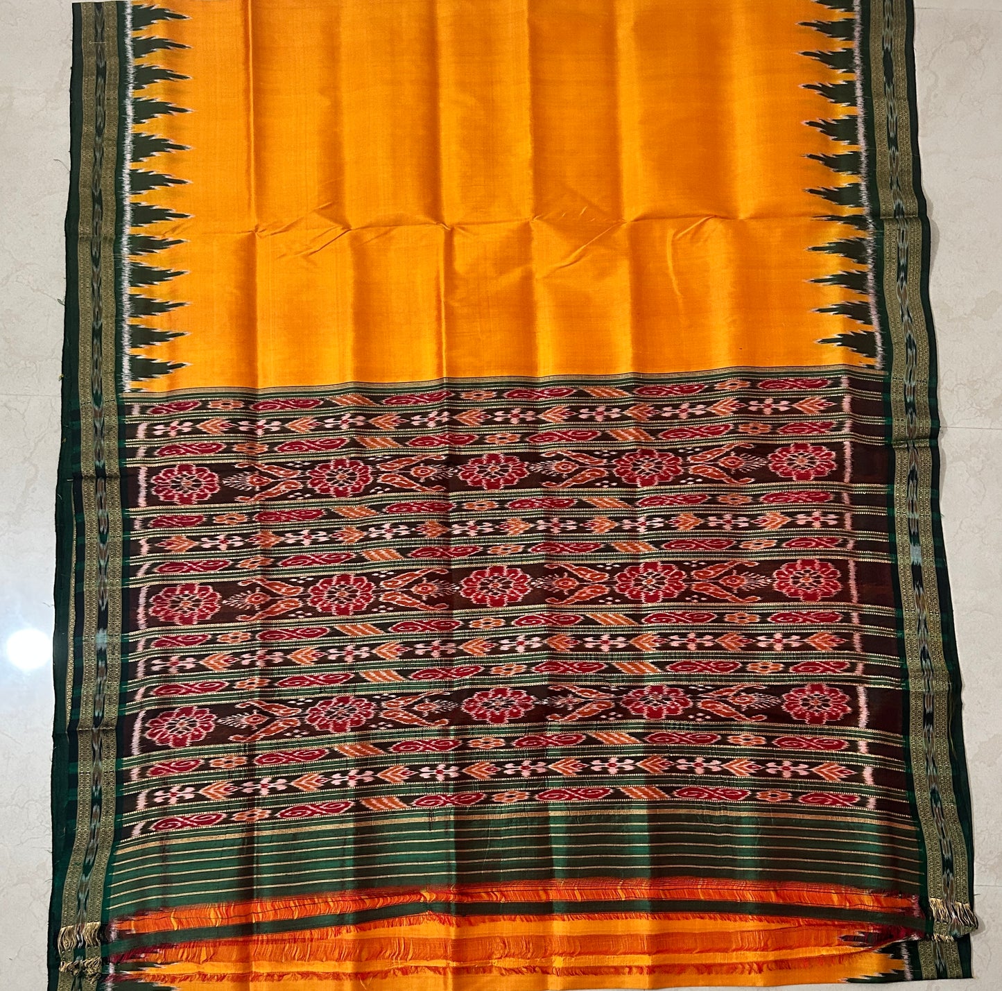 Odisha handloom Lightweight, soft pocket friendly stunning Khandua silk nuapatna saree