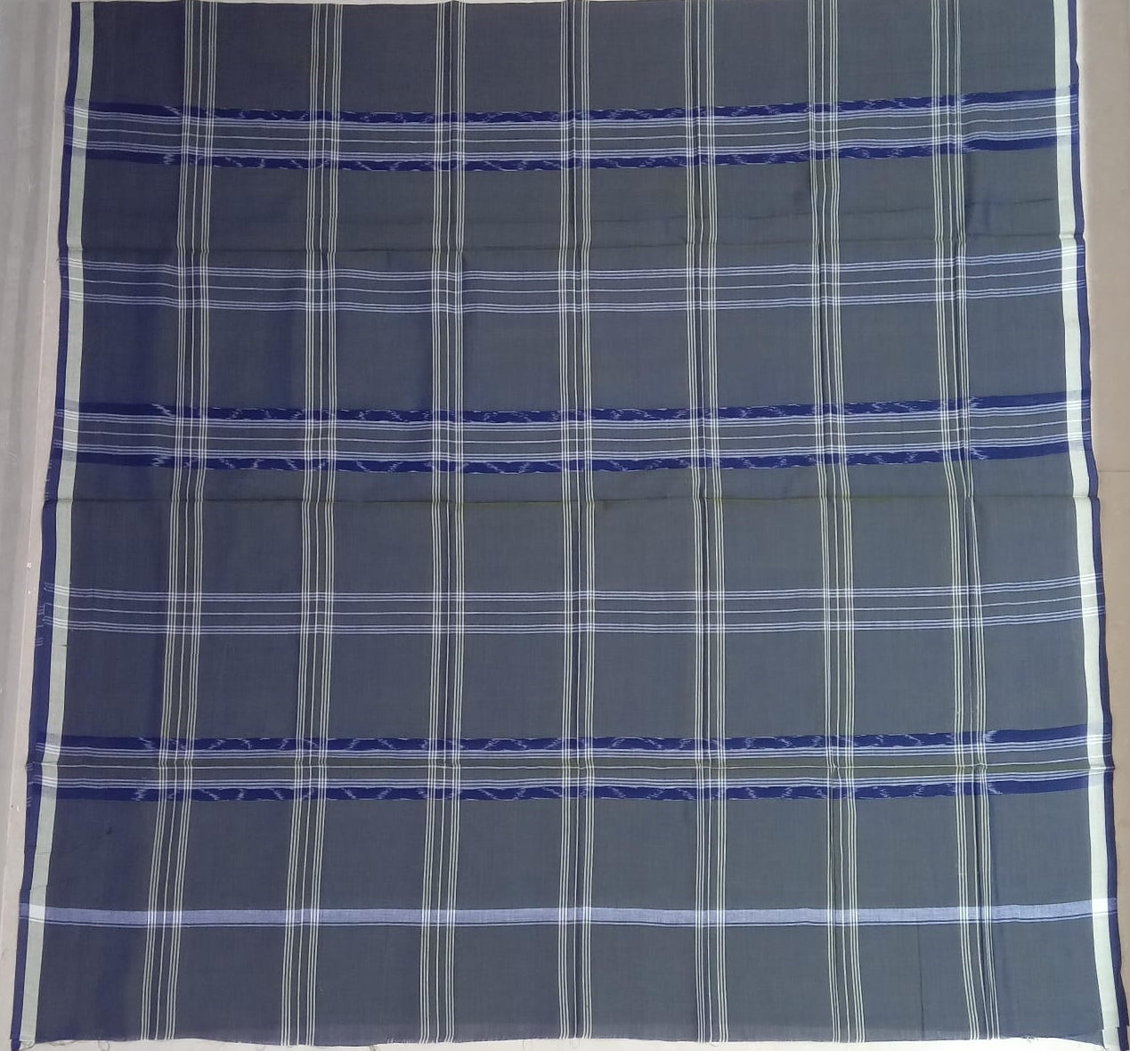 Buy Pure Sambalpuri Cotton Lungi directly from odisha handloom weavers of Barpali