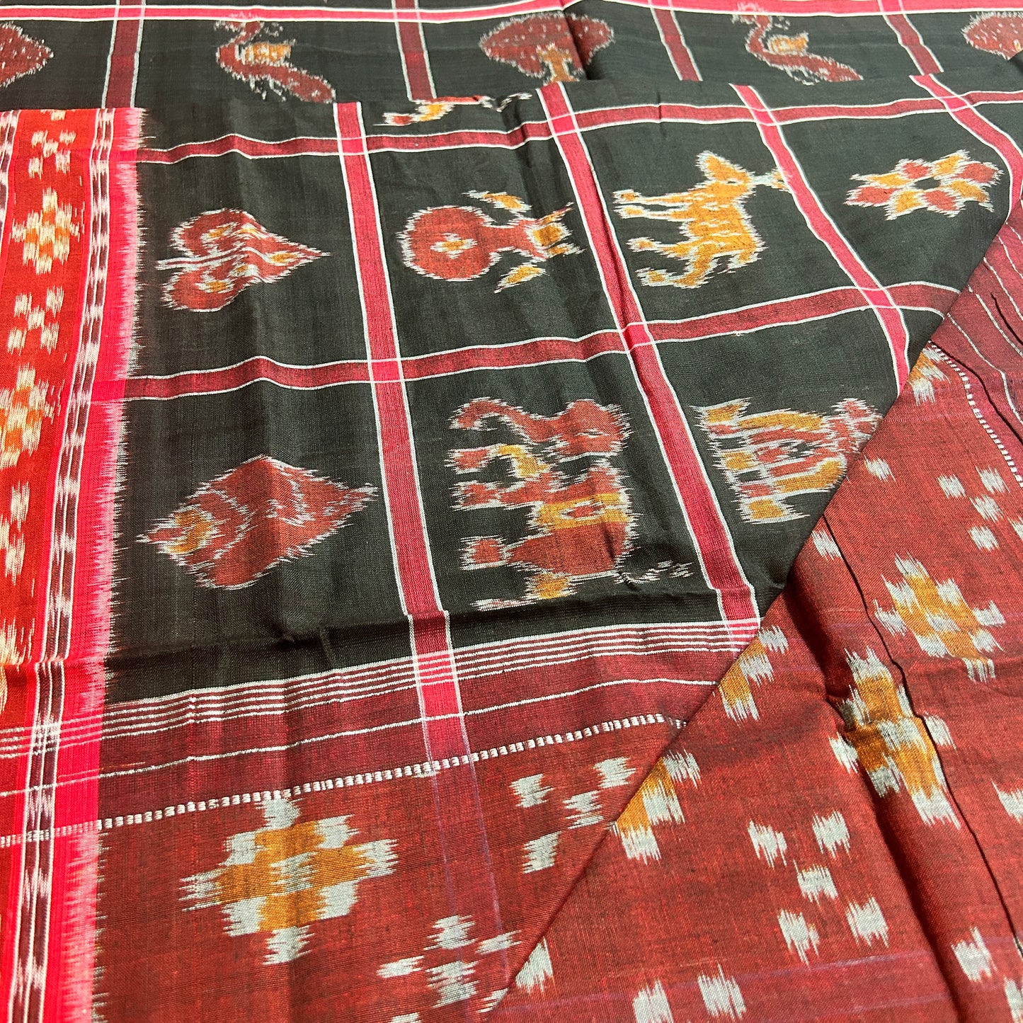 Odisha handloom Black With Red Nabakothi Maniabandha Handloom Cotton Saree