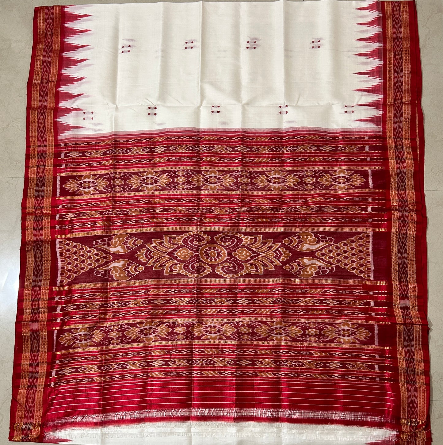 Odisha Ikat Silk Saree made of mullberry Pure thread from Nuapatna Khandua handloom for Temple