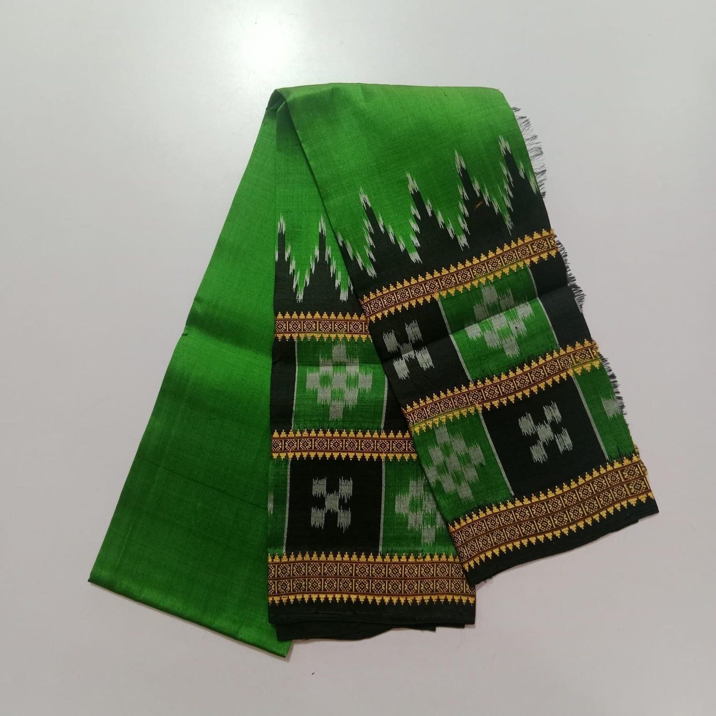 Odisha Handloom Matching Silk Blouse Piece from Maniabandha