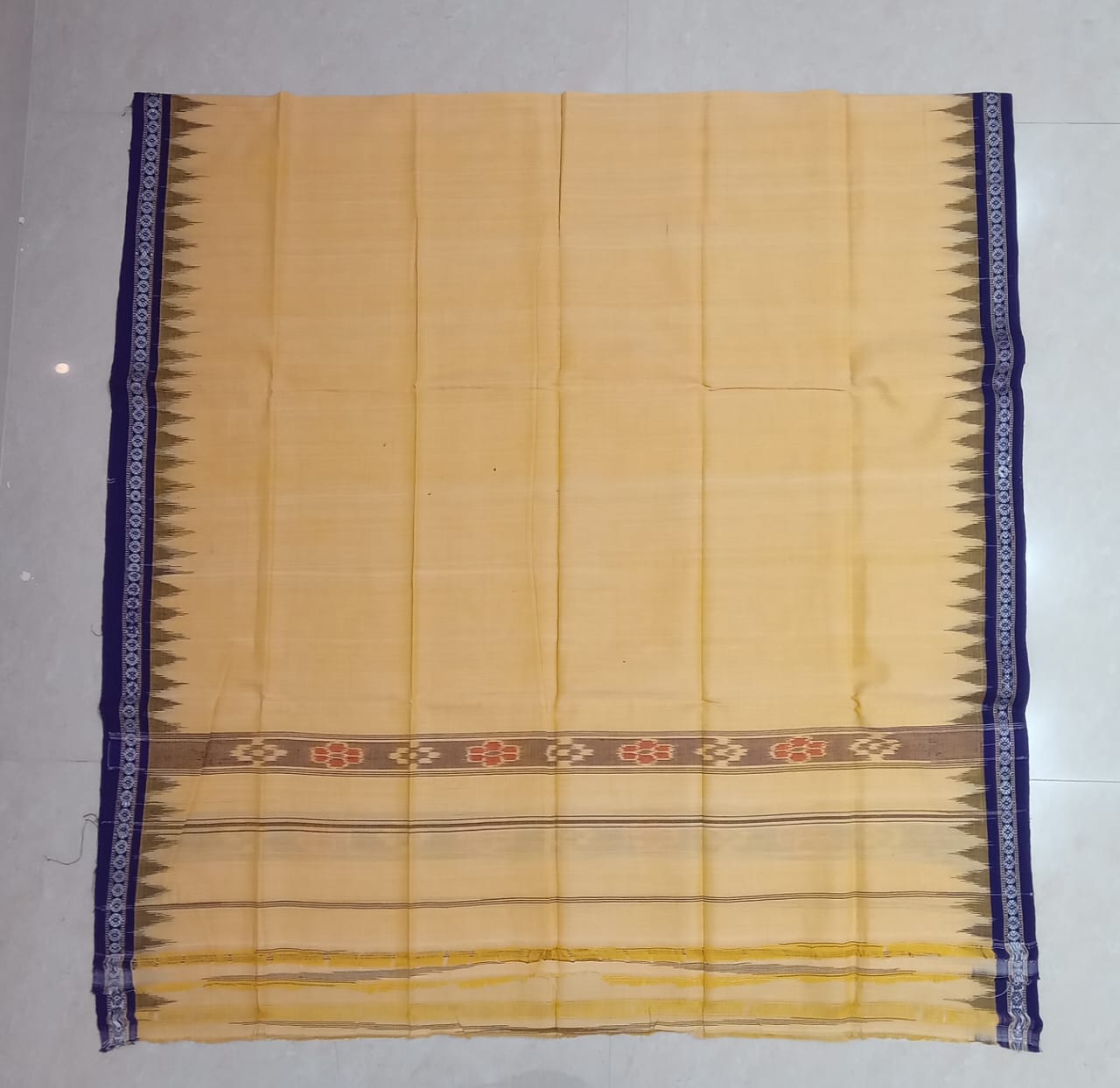 Buy Odisha Handloom Pure Cotton Sambalpuri design temple border Gamcha | Shop towel Now