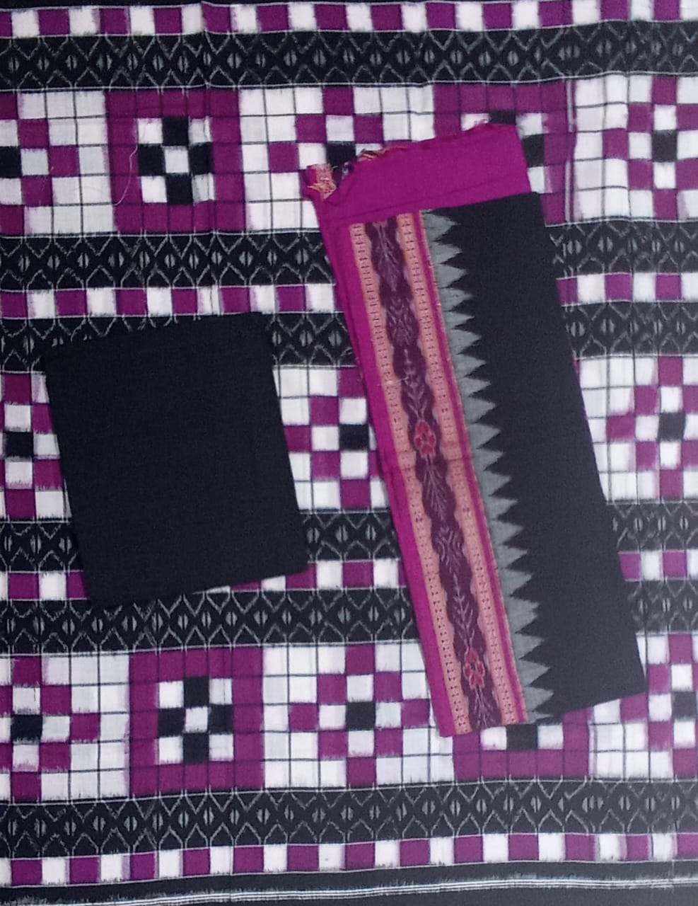 Buy Odisha Famous Sambalpuri Pasapalli Ikat design Pure Cotton handloom Dress Set