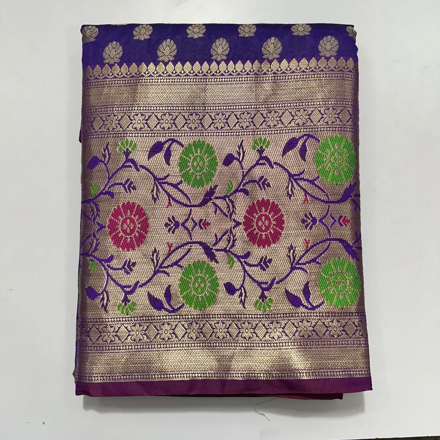 Uttar Pradesh handloom Banarasi Silk Sarees with Blouse Piece.