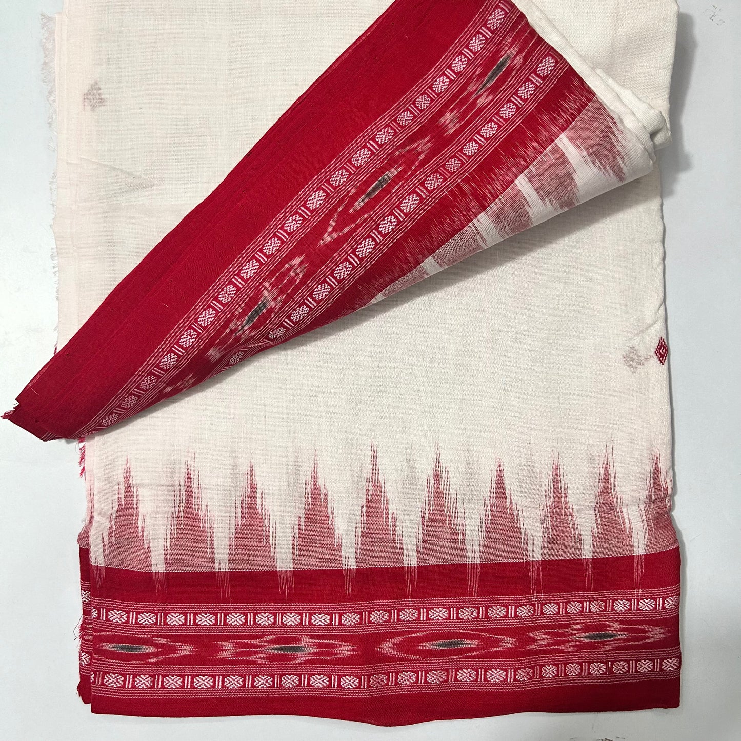 Odisha Handloom Pure Cotton Buti Plain Casual Cotton Saree from Nuapatna