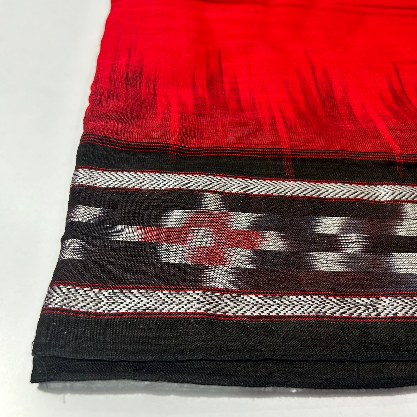 Odisha Handloom Single Color nuapatna ikat cotton saree for family