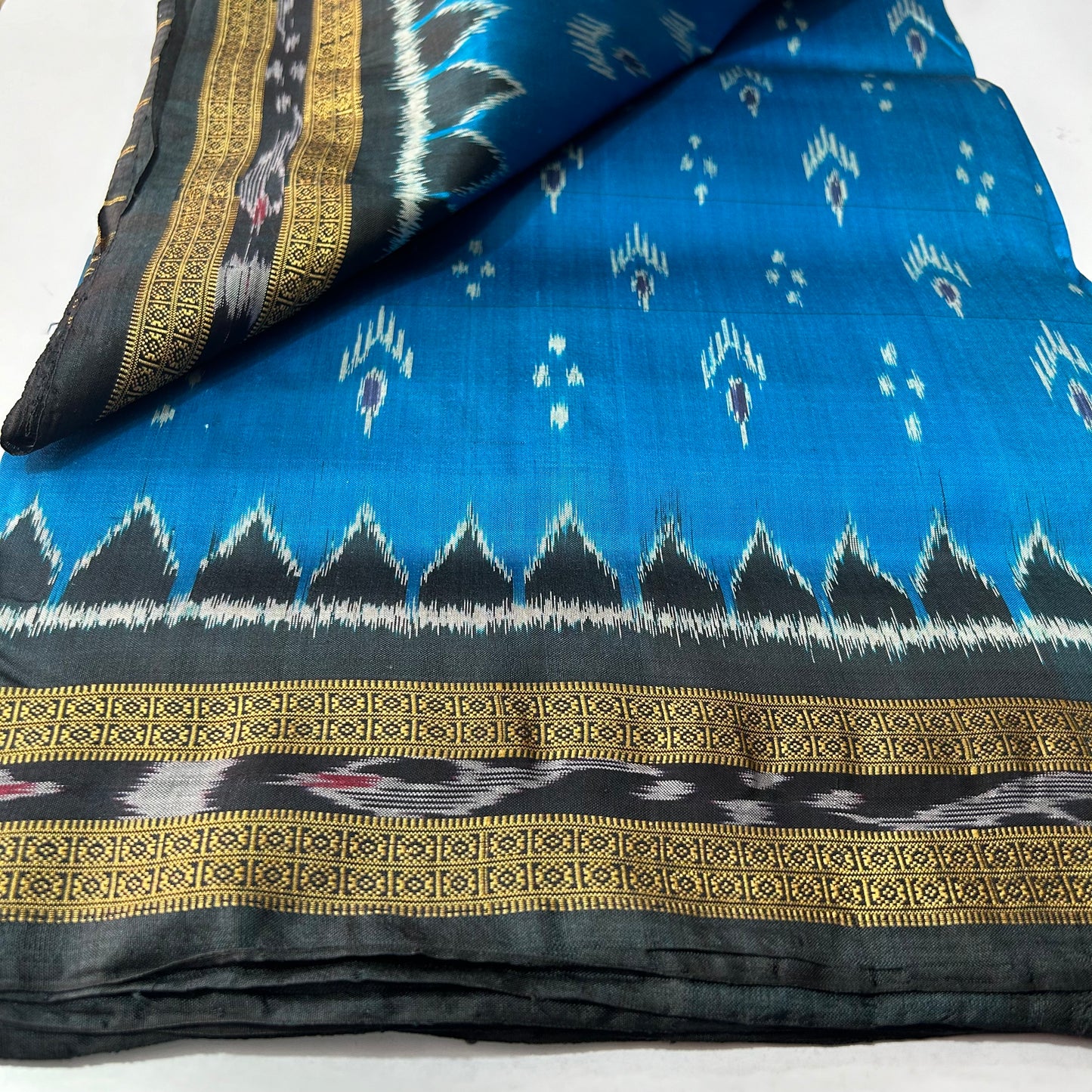 Odisha Handloom Ikat Silk Khandua new Motif traditional nuapatna saree