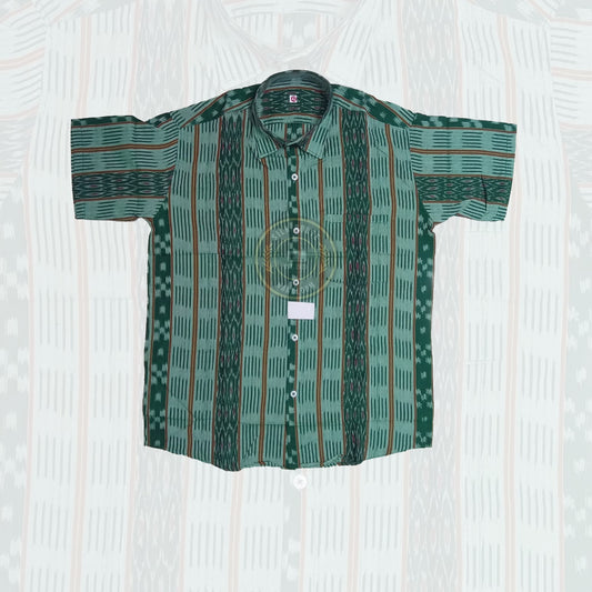 Perfect for small parties, buy this men’s pure cotton half shirt crafted from best quality Odisha handloom fabric for a soft feel.