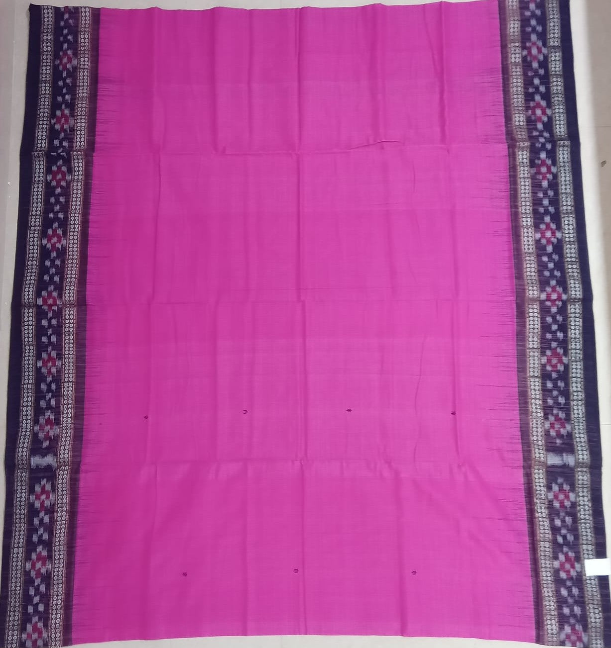 Buy Odisha Nuapatna Plain Pure Cotton Handloom Saree for gifting Mother in law
