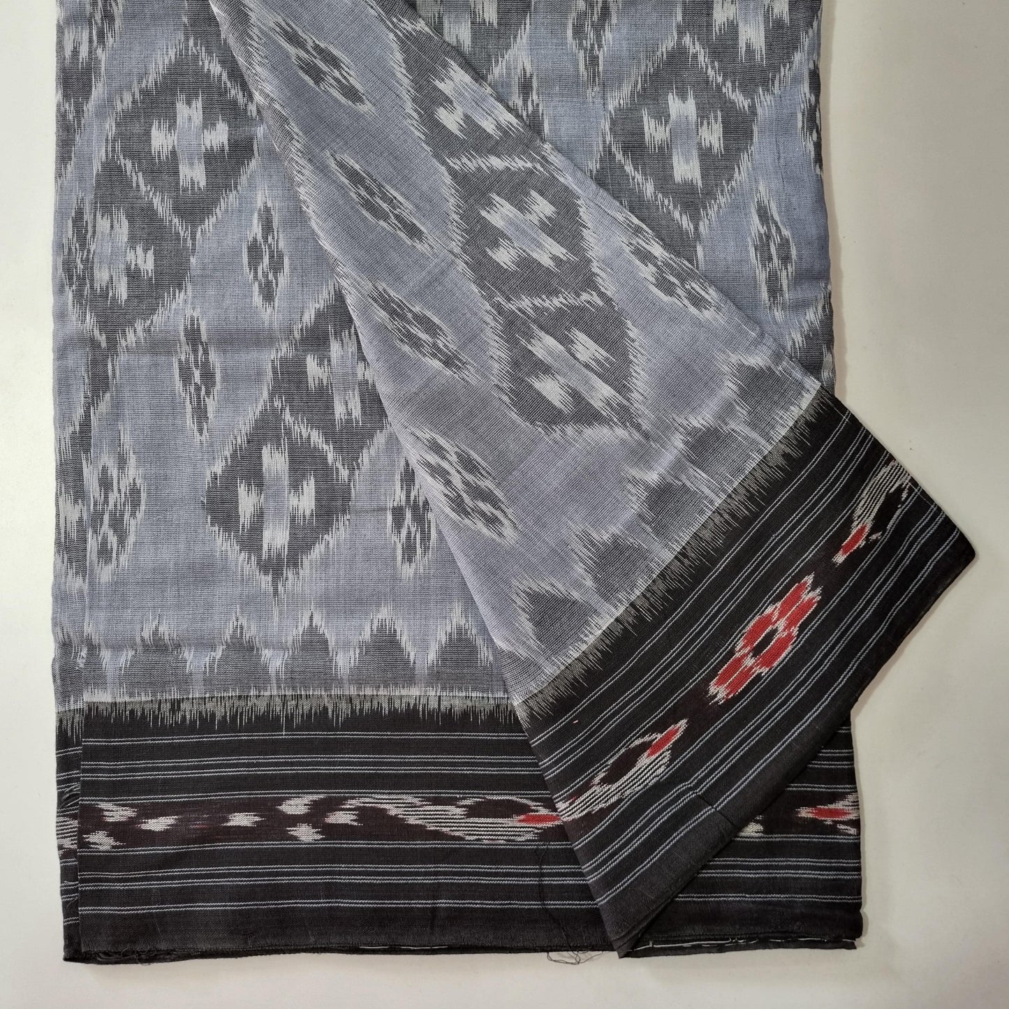 Odisha handloom maniabandha collection bandha cotton saree